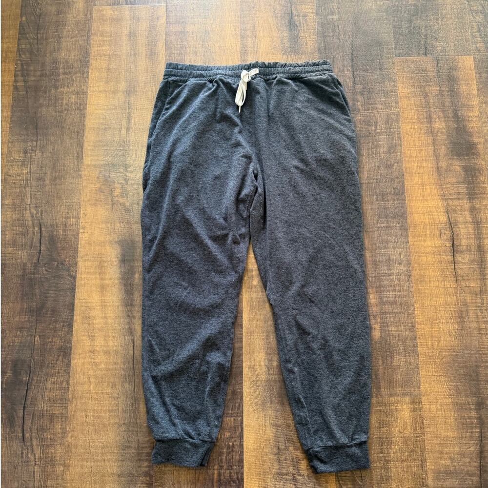 Vuori Performance Joggers Drawstring Pants Size M… - image 1
